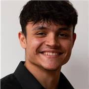 Profesor de fotografía titulado, ofrezco clases teóricas y prácticas sobre el manejo de la cámara además de programadas de edición